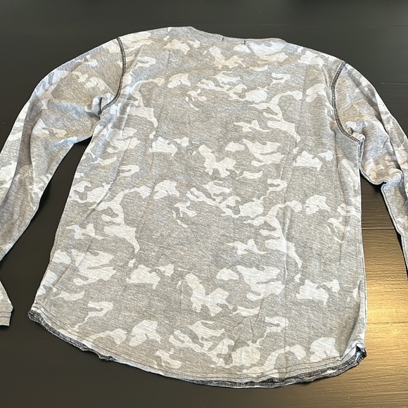 Ocean current shirt - Picture 5 of 5